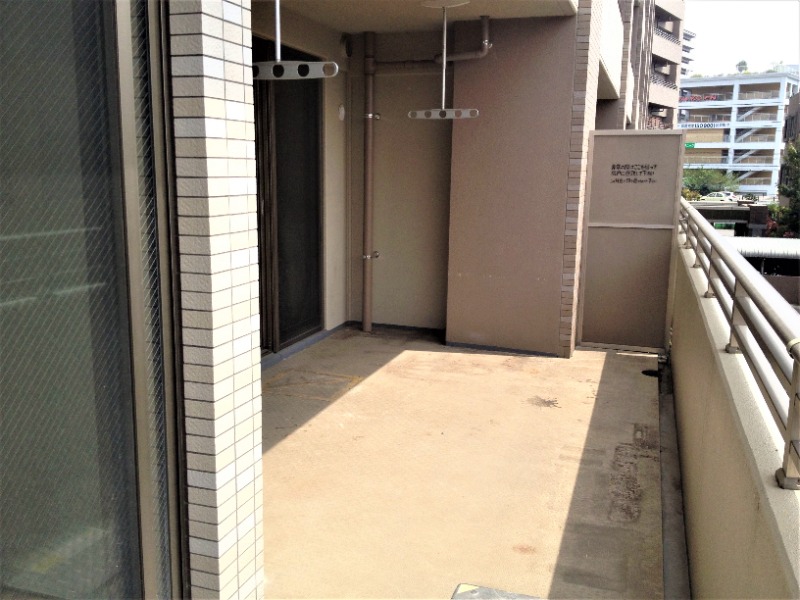 洗濯物はこちらへどうぞ。