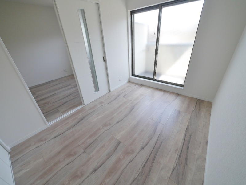 寝室としてお使いいただけそうなお部屋です