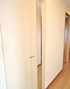 高さのあるシューズボックスですね