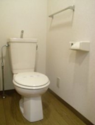 ウォシュレット付きで快適です