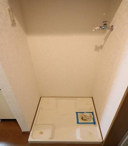 洗濯機は室内に置くことができます。