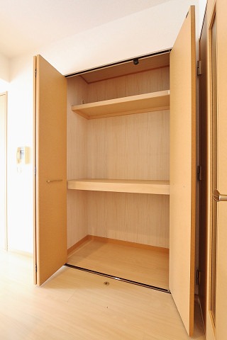 各お部屋に大きなクローゼット