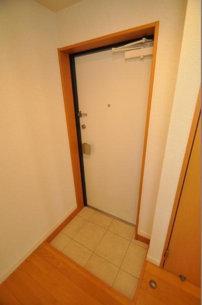 玄関も広いです