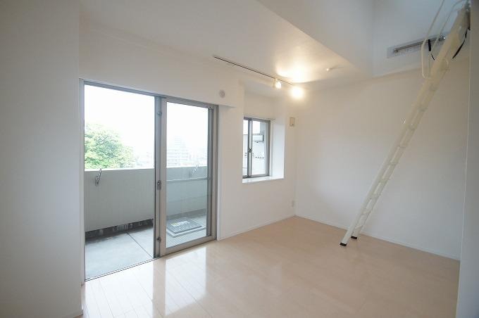 家具の配置がしやすいお部屋です。