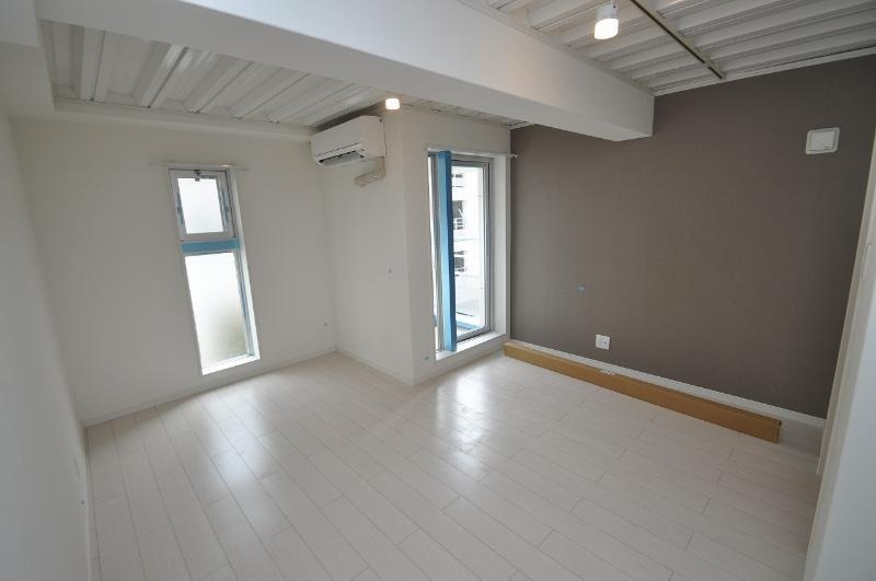 明るいお部屋ですね