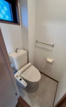 嬉しい温水洗浄機能つき