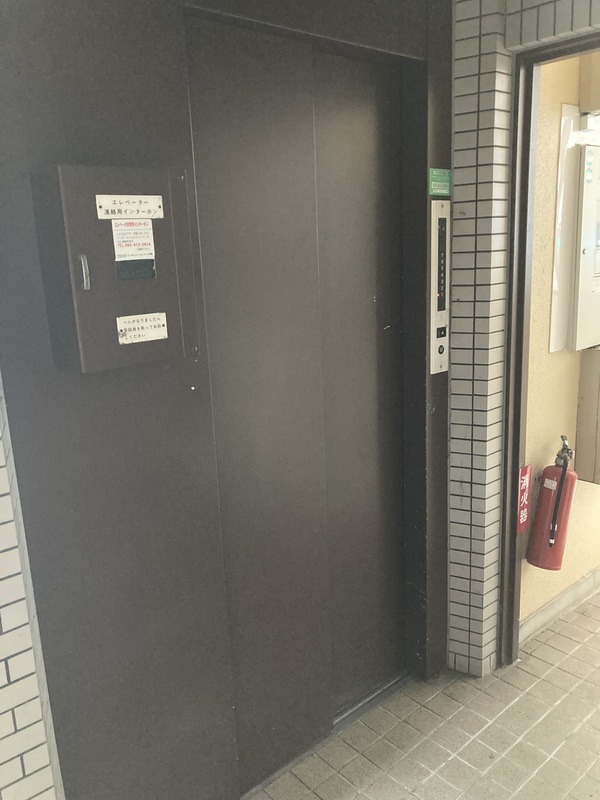 エレベーター付きです。