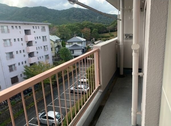 陽当たり良好のバルコニーです。