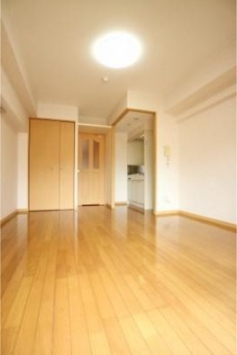 家具の配置がしやすいお部屋です
