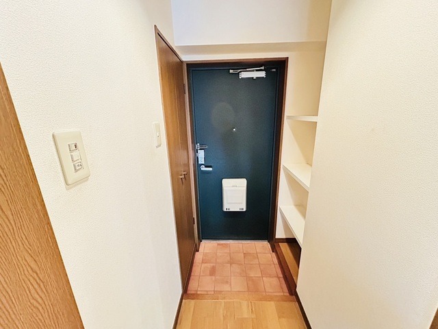 玄関はこんな感じです。