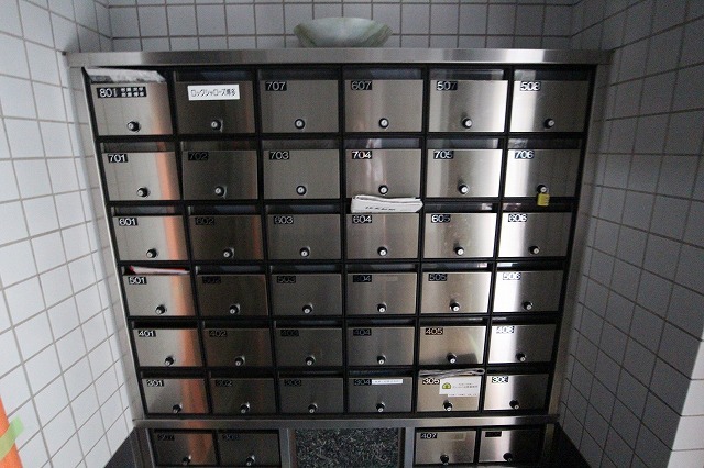 集合ポストはこちらです