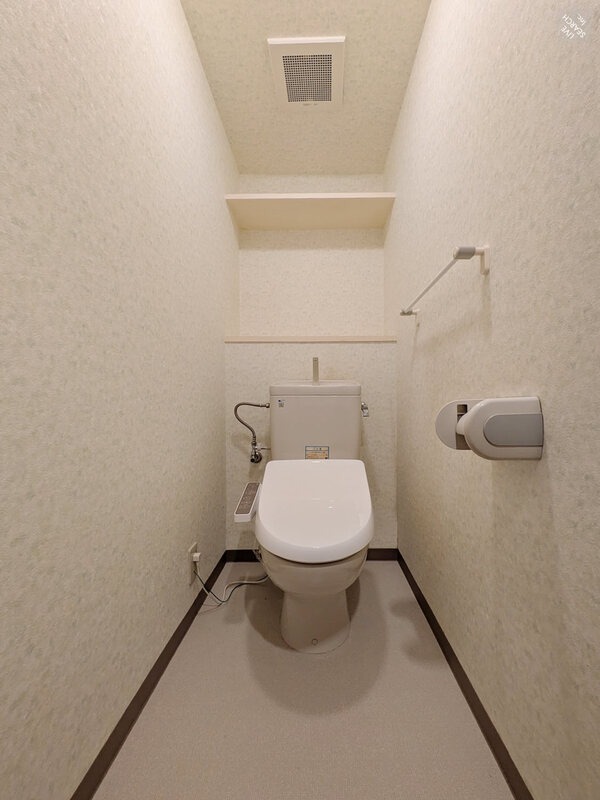 温水洗浄便座付きです
