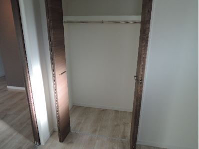 お洋服が多い方でも楽々収納できます
