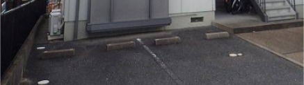 敷地内の駐車場もあります。