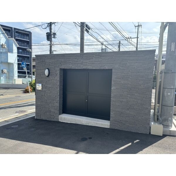 敷地内ごみ置き場完備