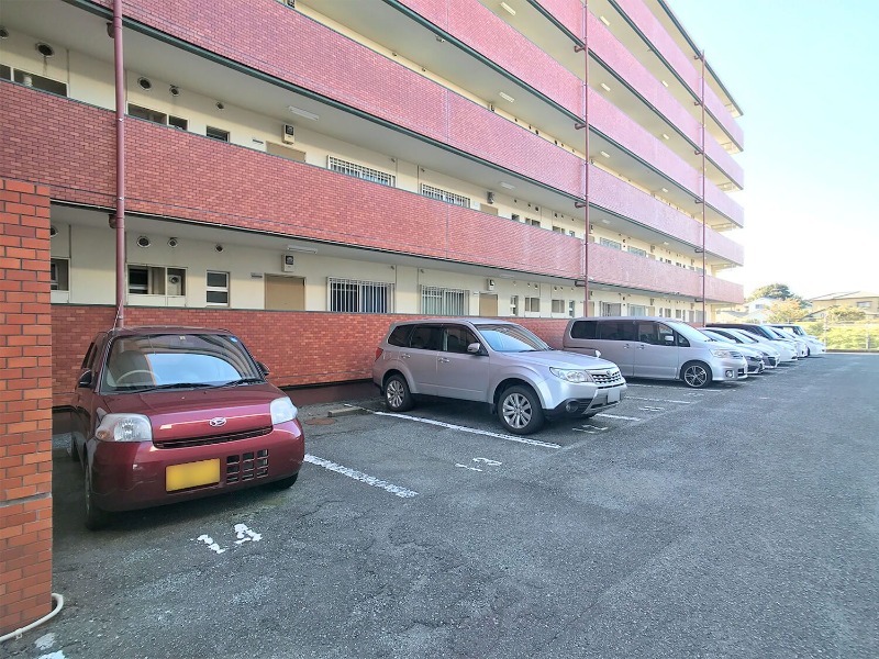 敷地内駐車場空きあり