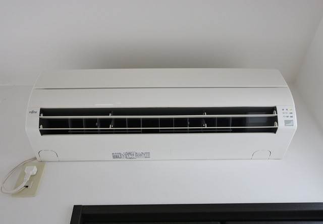 エアコン付きで一年中快適に過ごせます