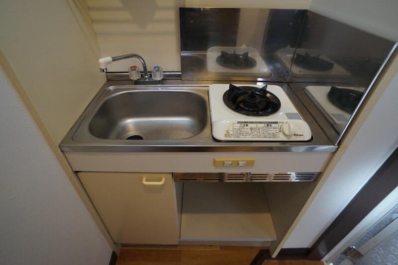 嬉しいコンロ備え付けです