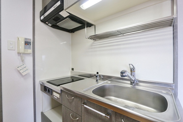 2口IHコンロ付き、ちなみにガスの開栓もできます