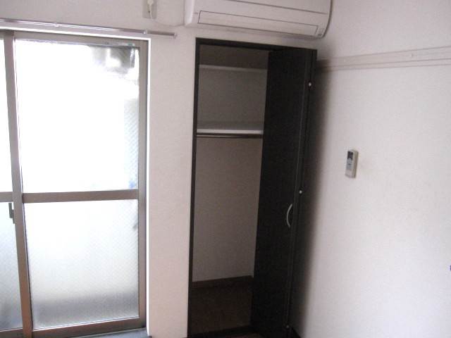 奥行きがありたっぷり収納できます