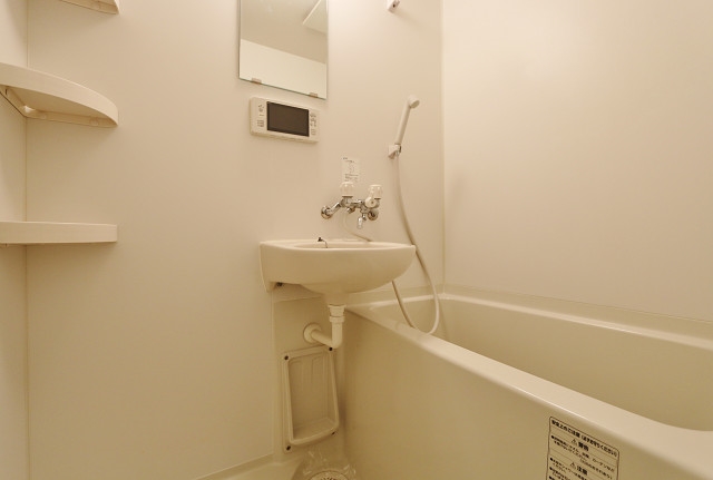 清潔感のある浴室です