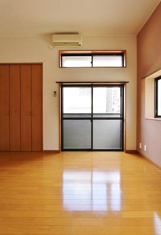 エアン付きなので年中快適に過ごせます