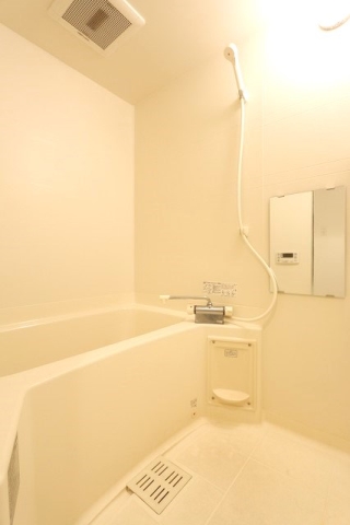 サーモ水栓で温度調節も楽々