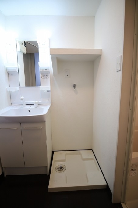 室内洗濯機置き場完備