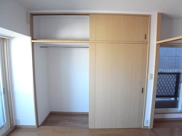 お荷物はこちらへ。