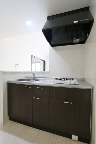 調理スペースも広々、料理も捗りますね