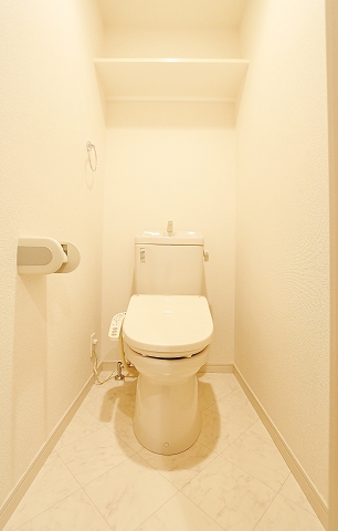 ウォシュレット完備