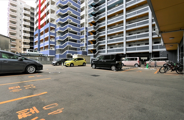 敷地内駐車場完備