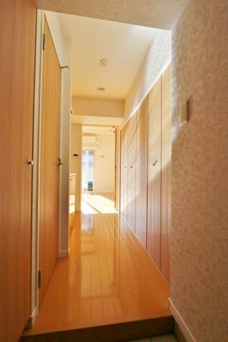開放感のある玄関でお客様をお出迎え出来ます