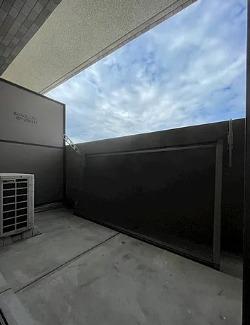 天気の良い日の洗濯物はこちらへ♪