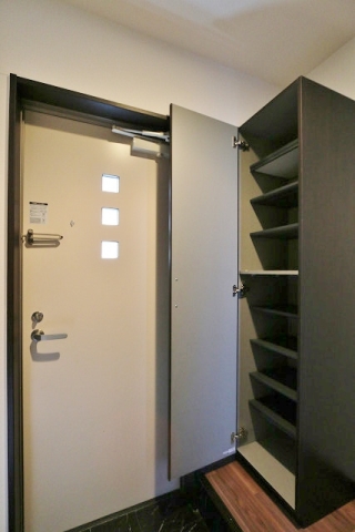 大容量のシューズＢＯＸで玄関スッキリ