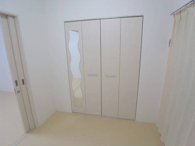 お部屋のカラーは色々ございます