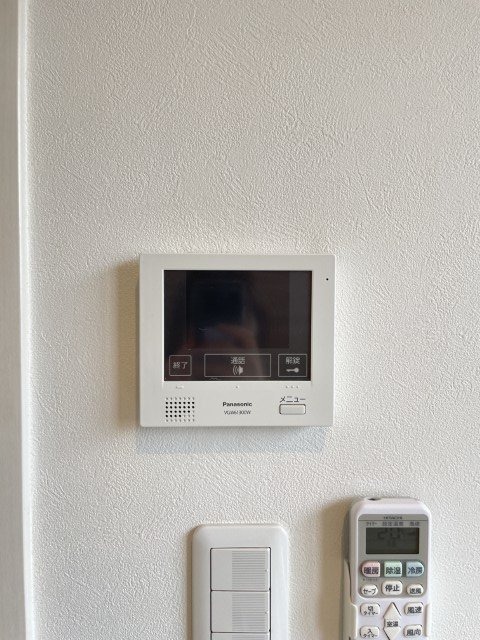 モニタ付きで急な来客時も安心ですね
