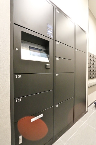 お忙しい方に便利な宅配BOX