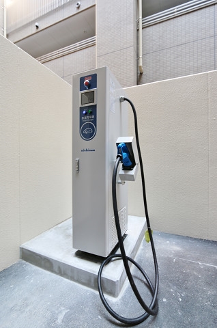 電気自動車の充電もできます