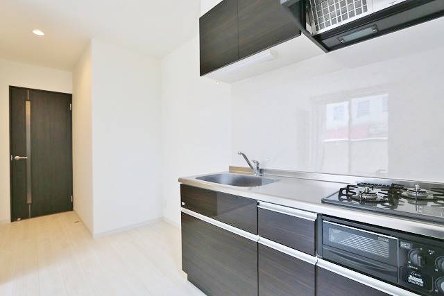 2口コンログリル付のハイグレードキッチン