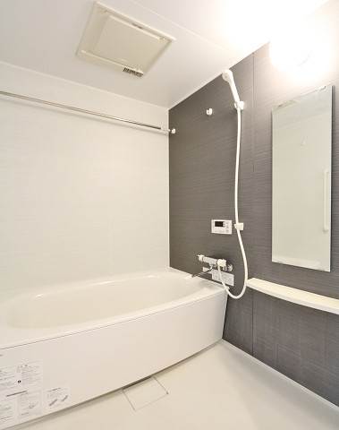 落ち着く雰囲気のお風呂です