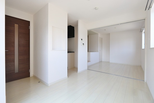 広々リビングでゆったりくつろげます