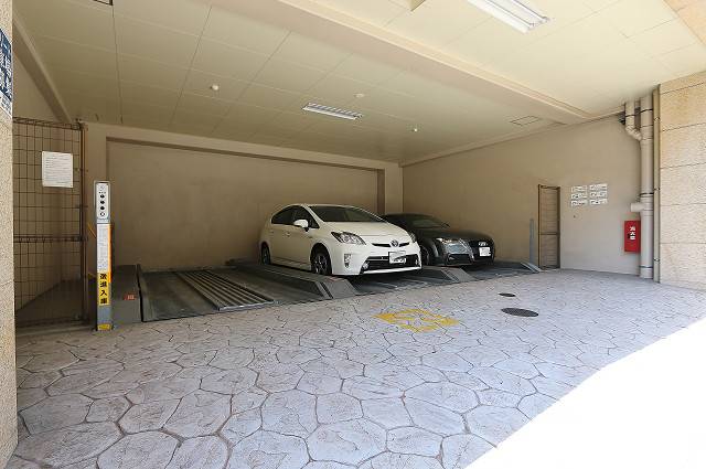 敷地内駐車場も完備です