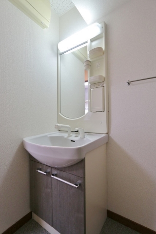 独立洗面台は嬉しいですね