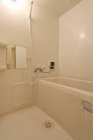 写真は同型物件です