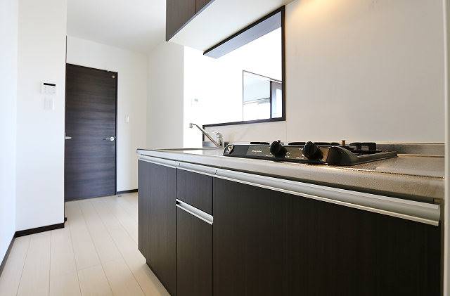 会話の弾むカウンターキッチンです