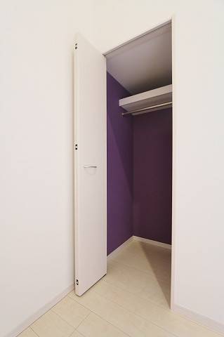 クローゼットもありますよ