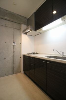 会話の弾むカウンターキッチンです