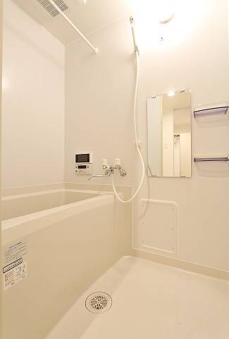 清潔感ある浴室です