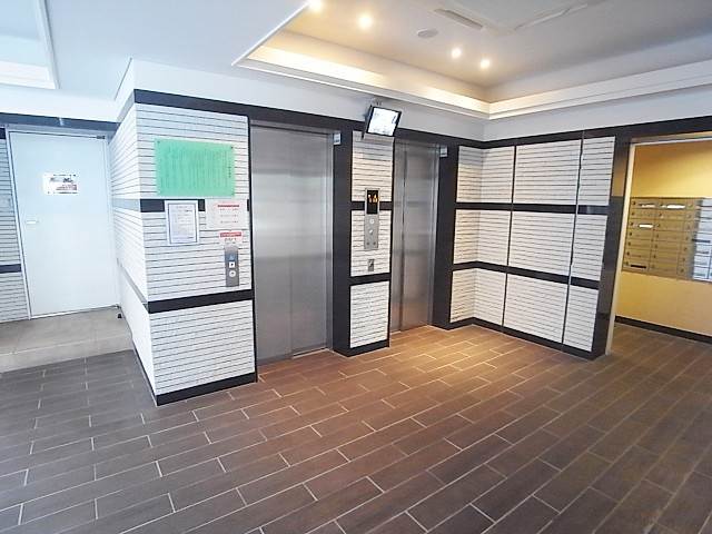 エレベーター2台は嬉しいです